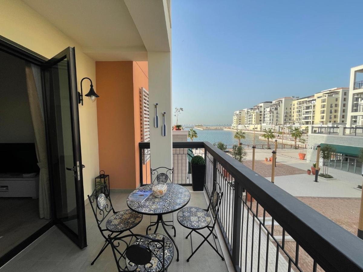 Ultimate Stay - 4 Beds - La Mer - Sunset Marina View Dubai Luaran gambar